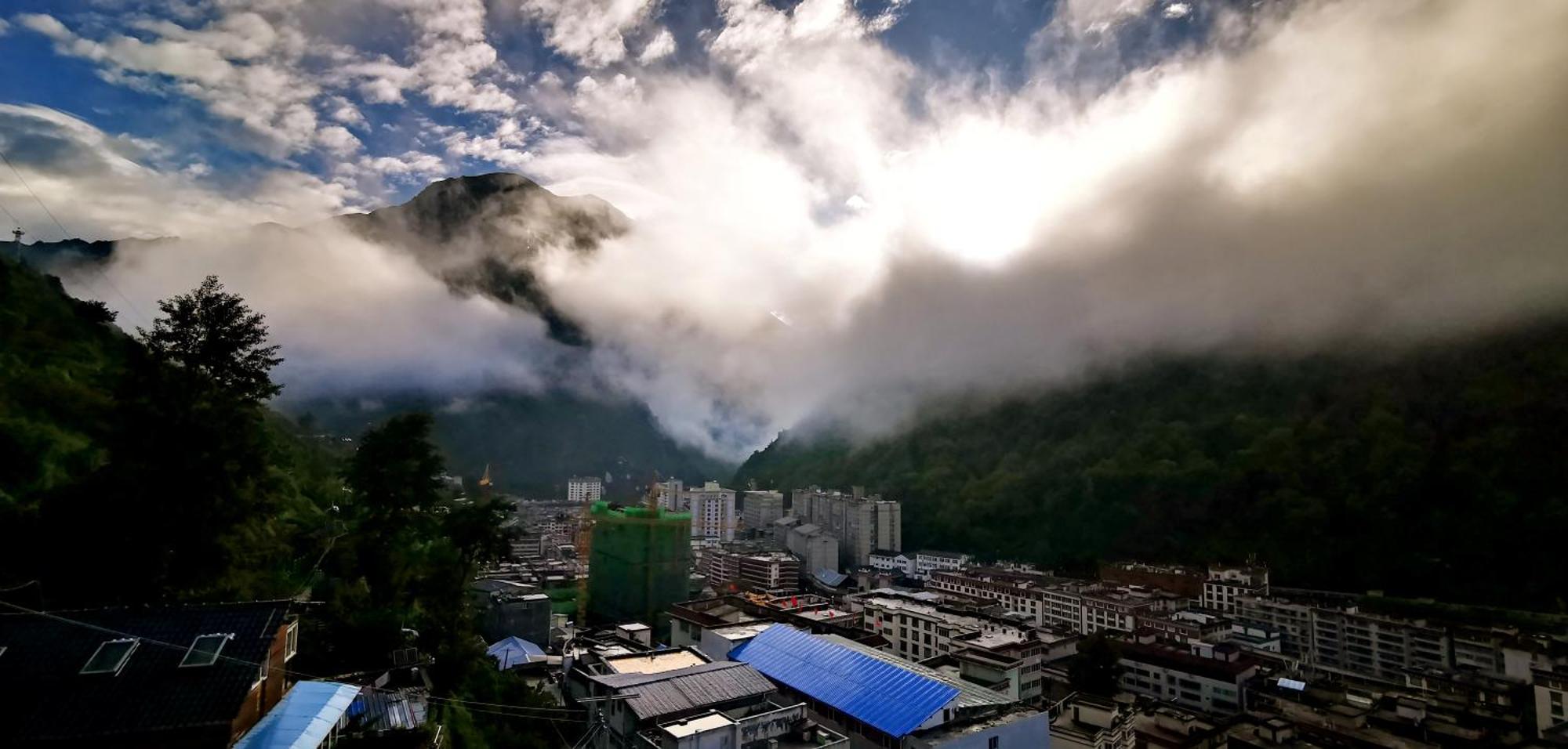 Kangding Guozhuang Nan Wu Hao Boutique Inn Exterior foto